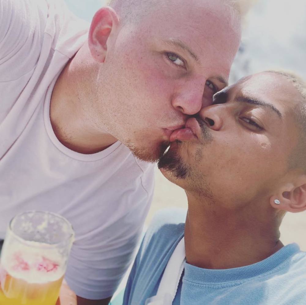 Meet your Posher, Robert